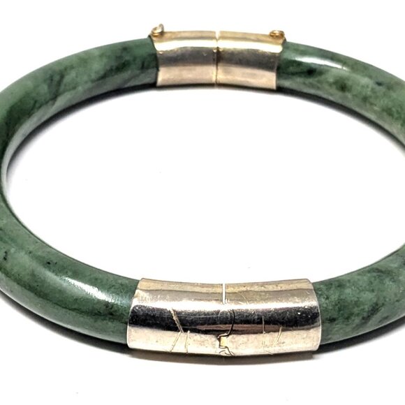 Vintage spinach green nephrite jade hinged bracelet Gold Plate sz 7.5 - Picture 3 of 15